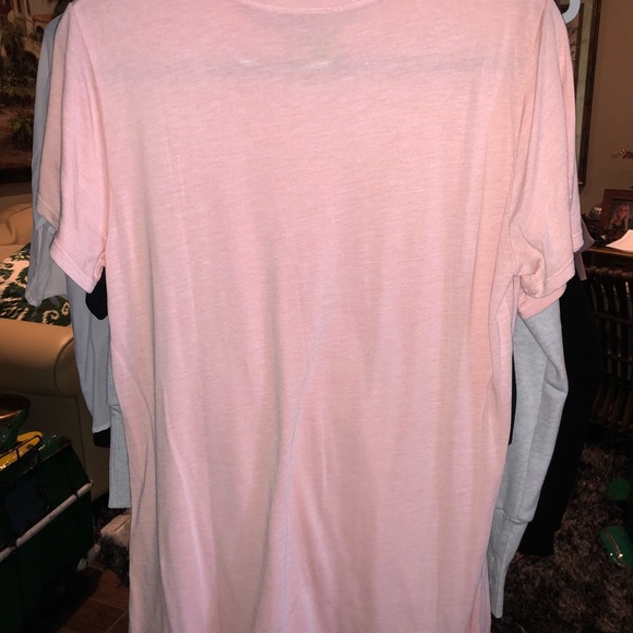 MUMU Bridesmaid - Oliver Tee - Size Medium - Picture 7 of 7